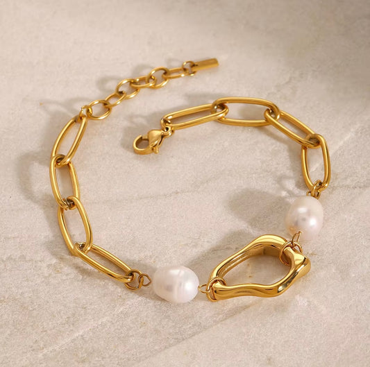 Luxury 18k Gold Stainless Steel Adjustable Bracelets Freshwater Pearl Irregular Pendant Bracelets